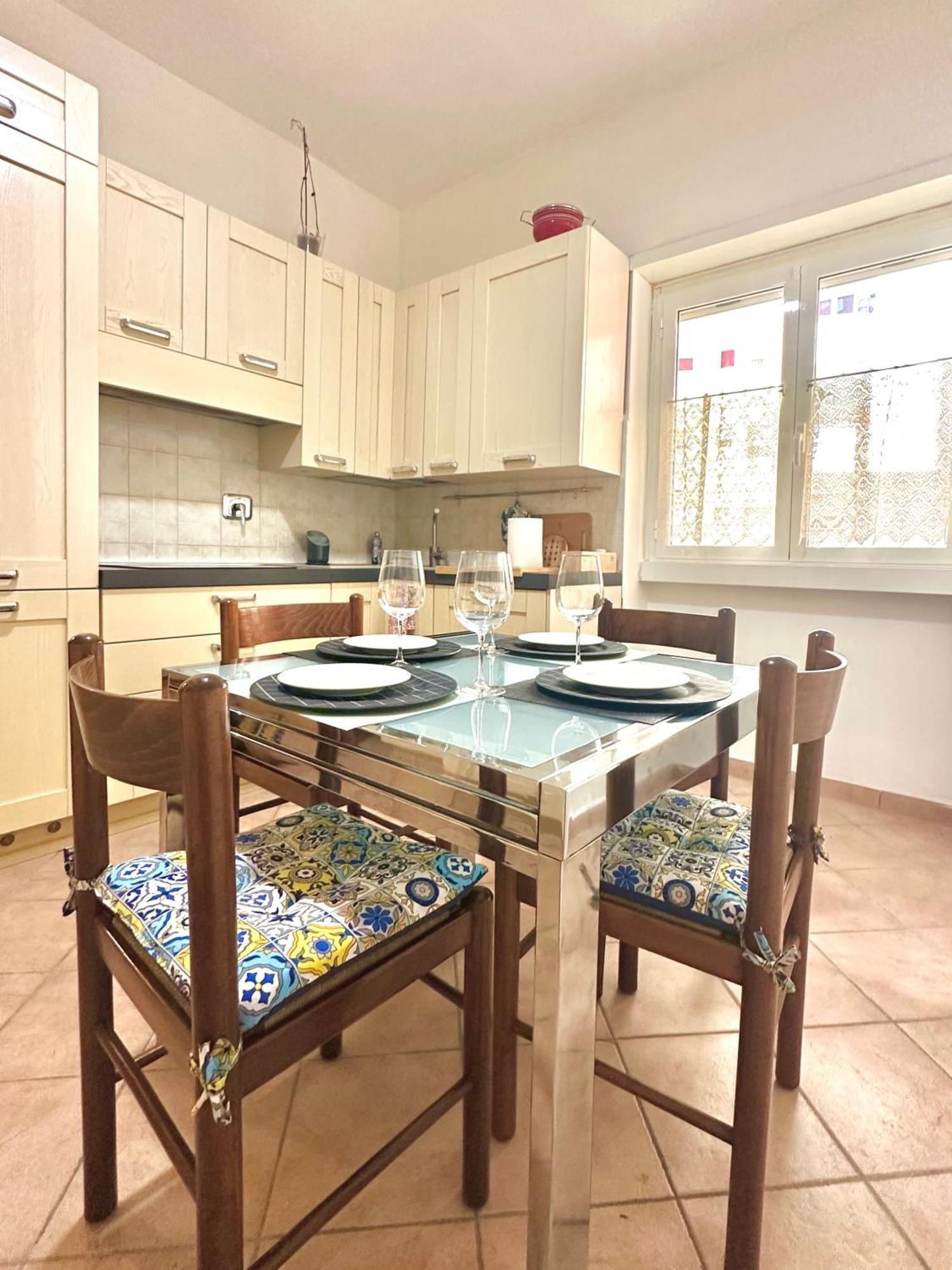 Apartment Dude House - Spacious New Flat Near Metro A Station