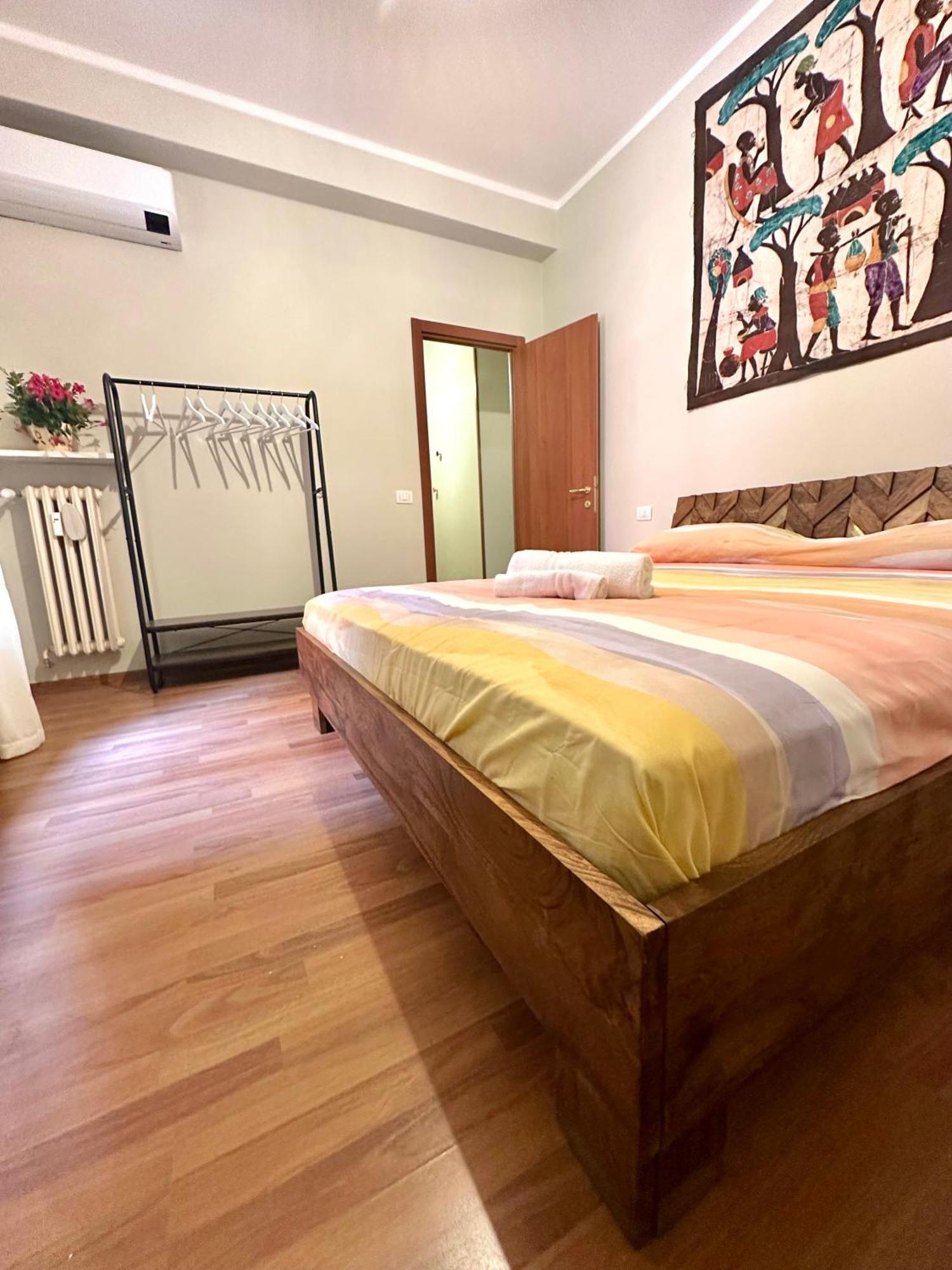 Apartment Dude House - Spacious New Flat Near Metro A Station